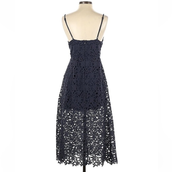 ASTR THE LABEL A Line Lace Midi Dress Navy Size Medium - Picture 2 of 10